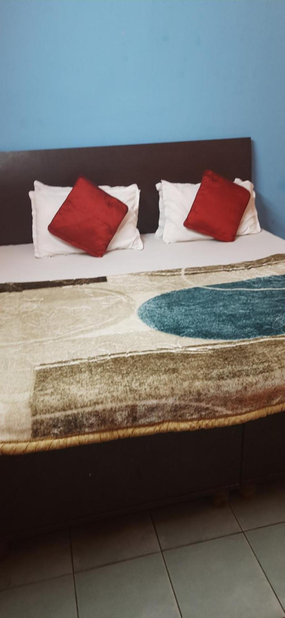 Hotel Golden Height Chandīgarh Zewnętrze zdjęcie